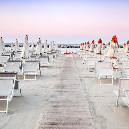 Hotel Villa Sole Resort Bellaria – Igea Marina Kültér fotó
