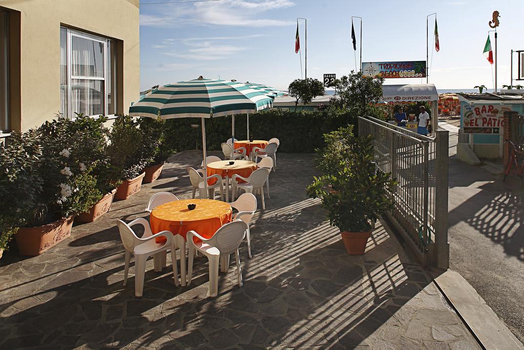 Hotel Villa Sole Resort Bellaria – Igea Marina Kültér fotó