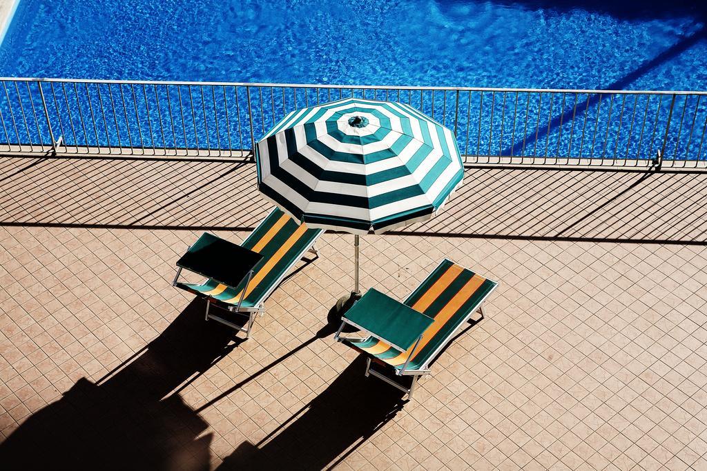 Hotel Villa Sole Resort Bellaria – Igea Marina Kültér fotó