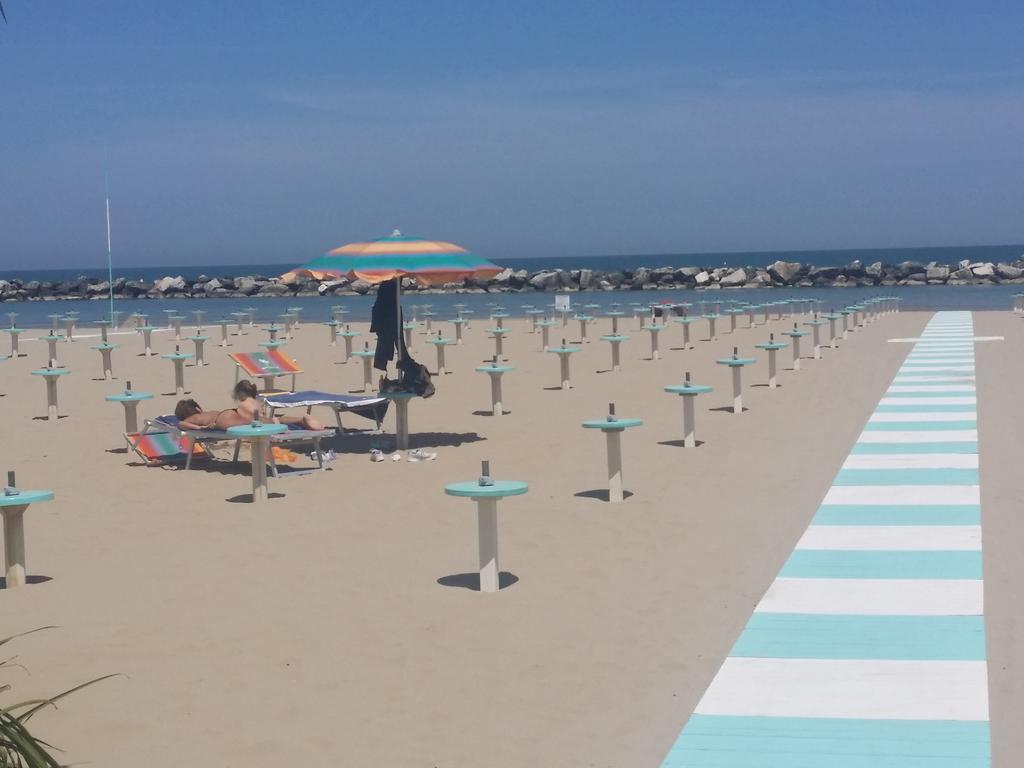 Hotel Villa Sole Resort Bellaria – Igea Marina Kültér fotó