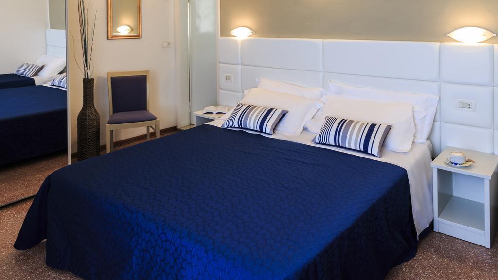 Hotel Villa Sole Resort Bellaria – Igea Marina Kültér fotó