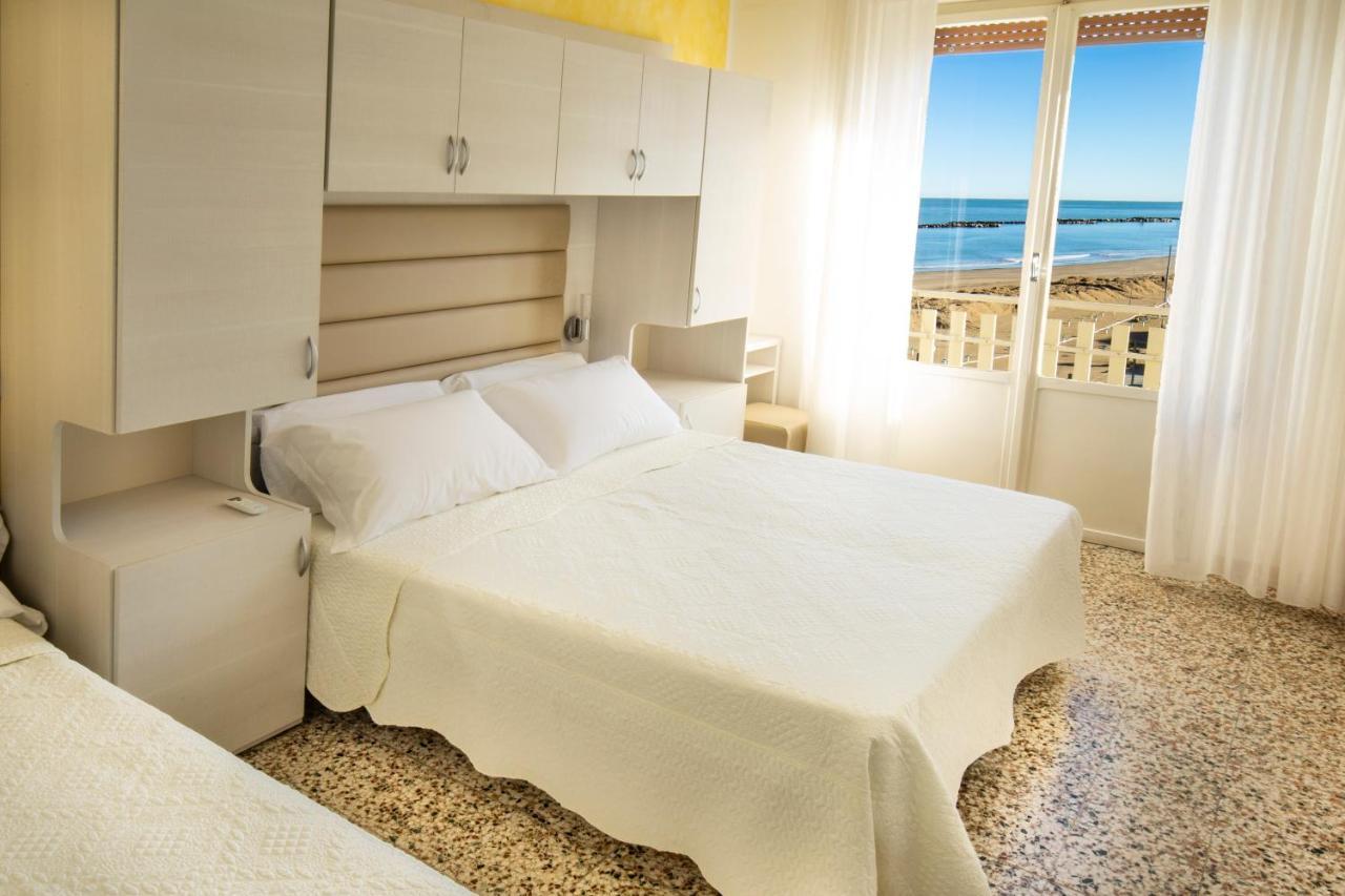 Hotel Villa Sole Resort Bellaria – Igea Marina Kültér fotó