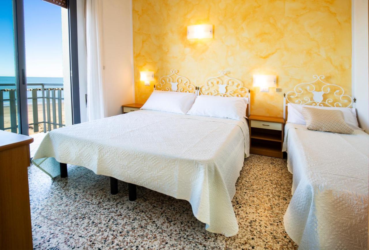 Hotel Villa Sole Resort Bellaria – Igea Marina Kültér fotó